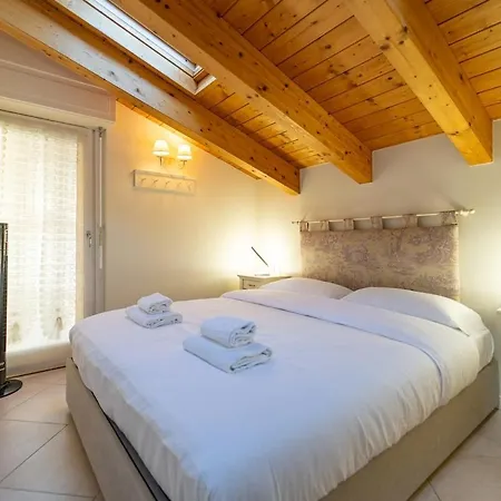 דירה With Swimmingpool And View *