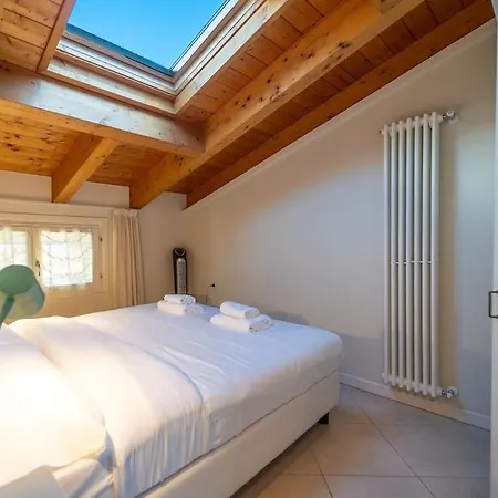 Apartmán With Swimmingpool And View Tremezzo