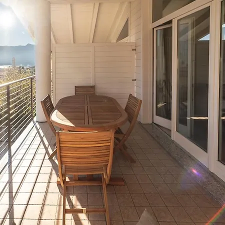 With Swimmingpool And View *