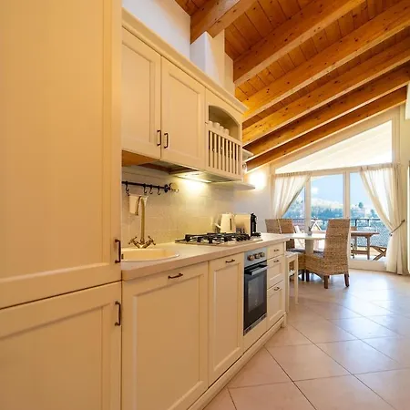 Apartamento With Swimmingpool And View