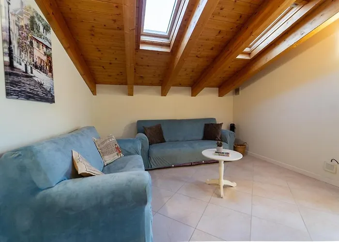The A-Line Lake Como View Apt A With Pool & Garage Апартаменты Тремеццо