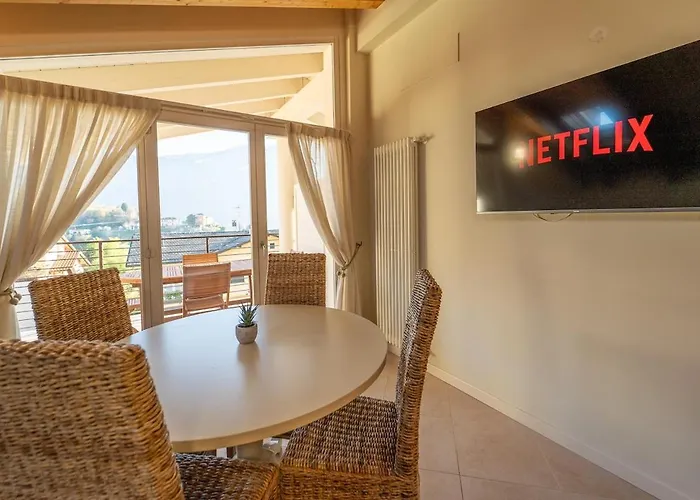 The A-Line Lake Como View Apt A With Pool & Garage Appartamento *